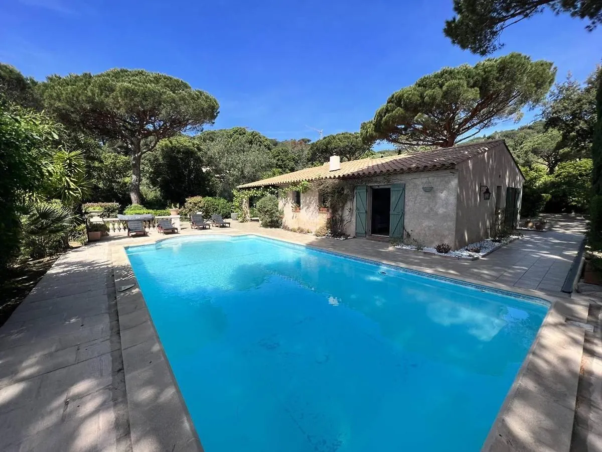 Maison 4 Chambres Avec Piscine, Jardin Arbore & Plage A 600M - La Croix-Valmer - Fr-1-726-19 0*,  France