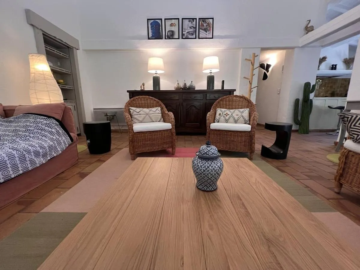 Maison 4 Chambres Avec Piscine, Jardin Arbore & Plage A 600M - La Croix-Valmer - Fr-1-726-19 Villa
